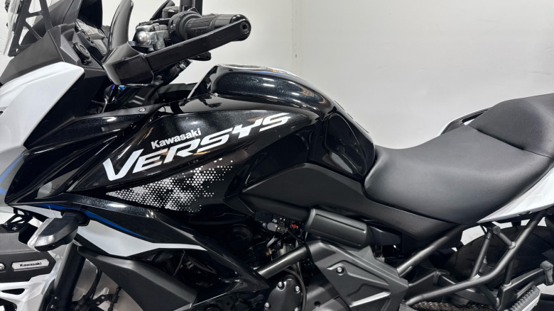 Kawasaki Versys 650 KLE650FMFNN (21MY)
